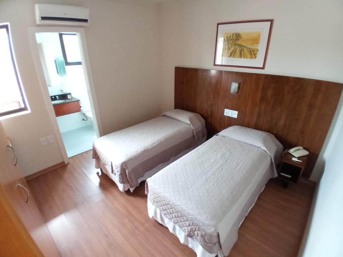 Guara Inn Flat Service กวาราชินเกตา ภายนอก รูปภาพ