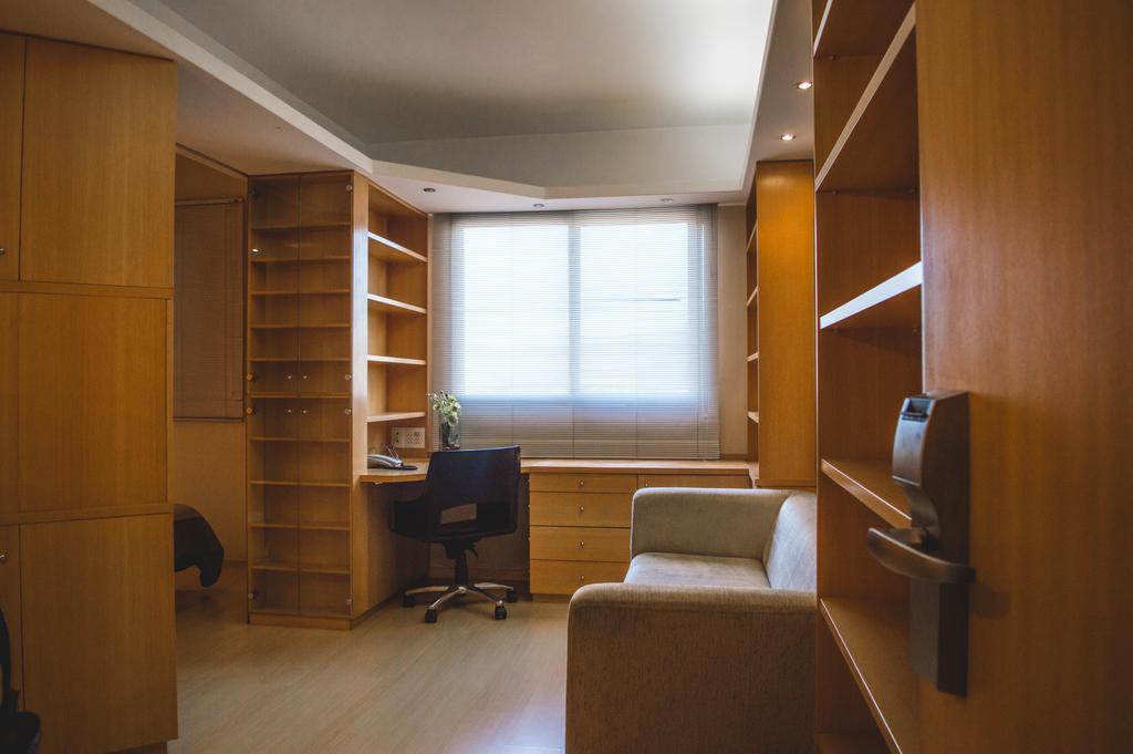 Guara Inn Flat Service กวาราชินเกตา ภายนอก รูปภาพ
